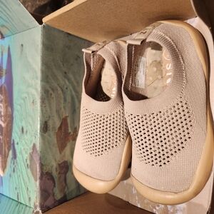 Stonz Kids Water Shoes - Beige